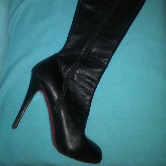 Louboutin tall boots - Picture 3 of 6
